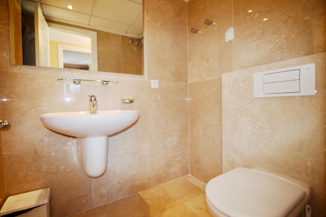 Atico Con Piscina Privada En Primera Linea Lejlighed Dénia Eksteriør billede