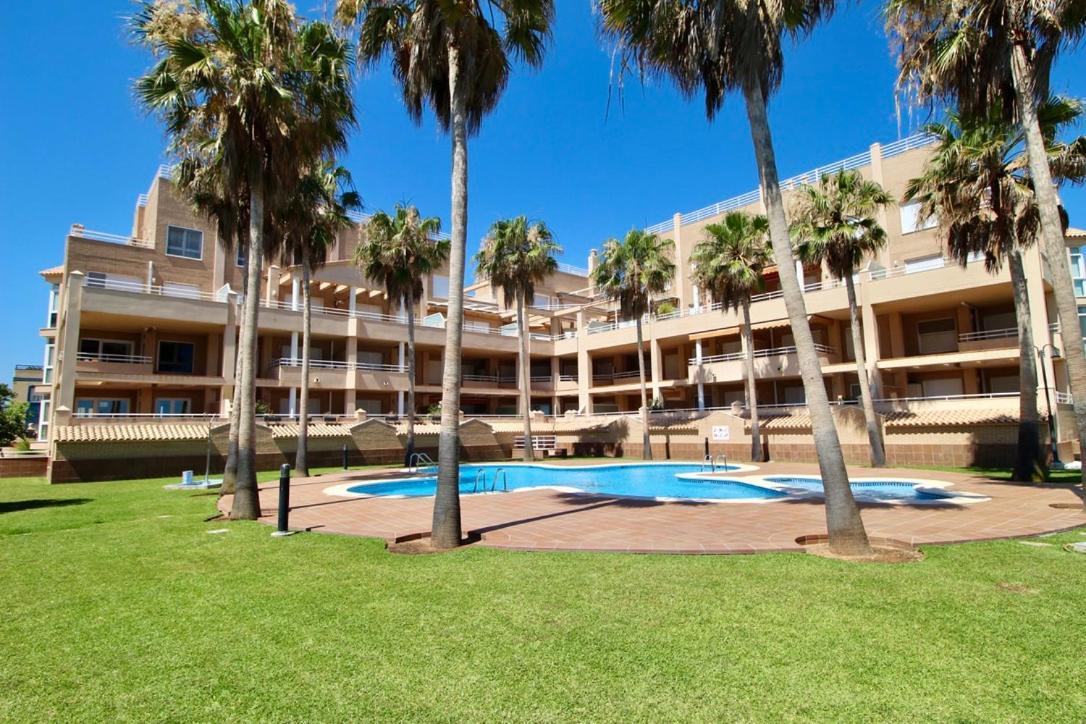 Atico Con Piscina Privada En Primera Linea Lejlighed Dénia Eksteriør billede